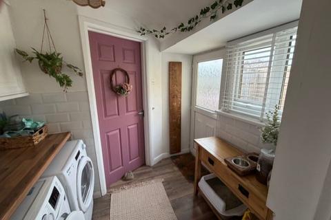 3 bedroom semi-detached house for sale, Wisbech Road, Thorney, Peterborough, PE6