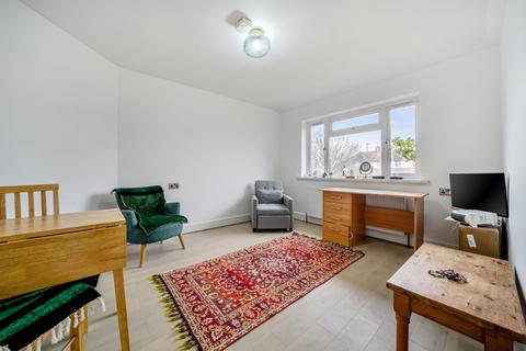 1 bedroom bungalow for sale, Glenmore Road, Welling