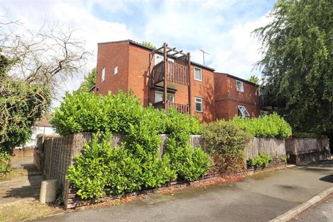 1 bedroom apartment to rent, Hobart Road, Hayes, Greater London, UB4