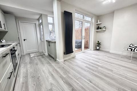 3 bedroom end of terrace house for sale, Dunchurch Highway, Coventry, CV5