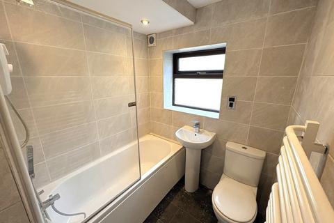 undefined, Blackburn Road, Bolton, BL1