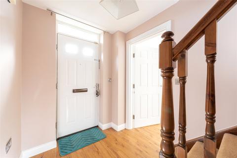 5 bedroom link detached house for sale, Merman Rise, Oxley Park, Milton Keynes, Buckinghamshire, MK4