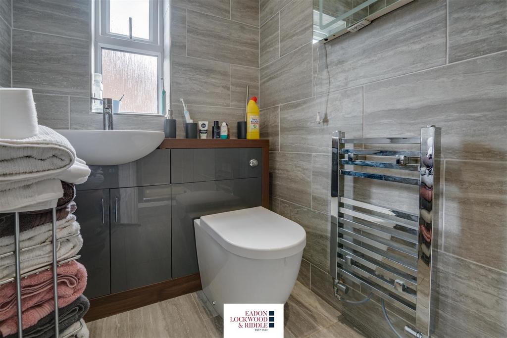 Ensuite