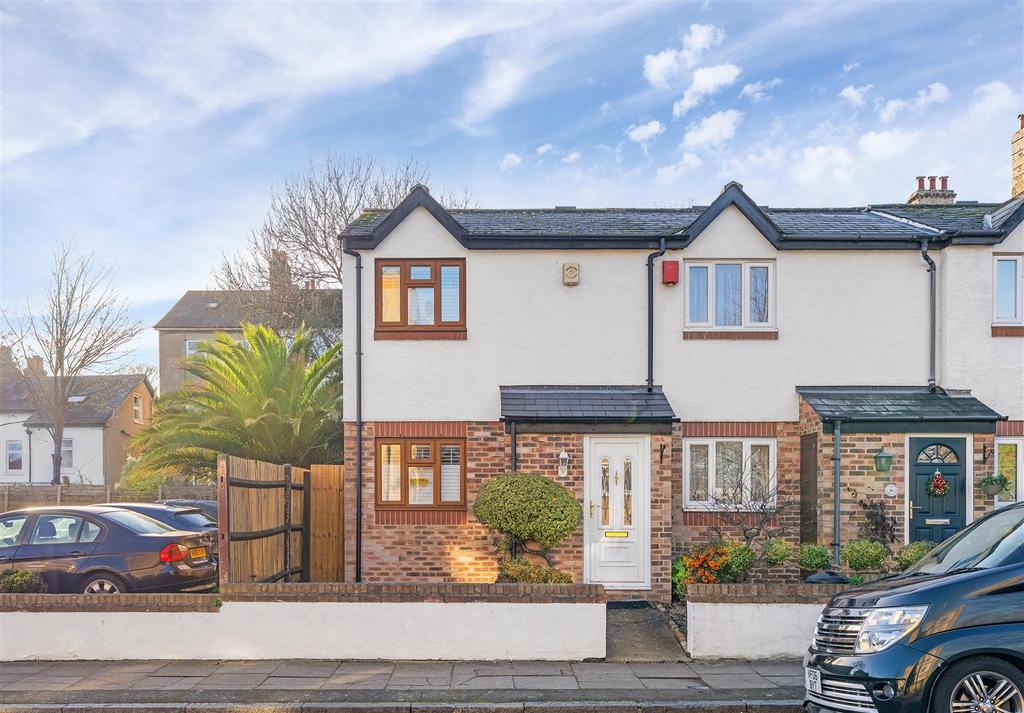Byron Close-10.JPG