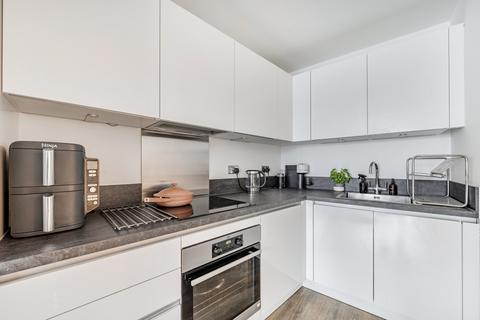1 bedroom apartment for sale, Ascot House, 30 Mill Mead, Staines-upon-Thames, TW18