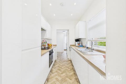 3 bedroom detached bungalow to rent, Cardiff Road, Newport, Newport, NP20