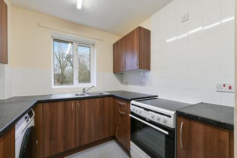 2 bedroom flat for sale, Lords Close, Shenley, Radlett