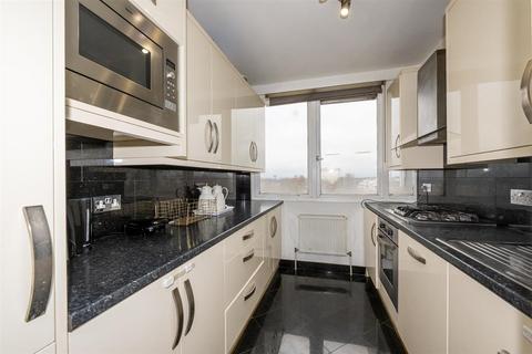 2 bedroom flat for sale, CASTLEACRE, HYDE PARK CRESCENT, London, W2