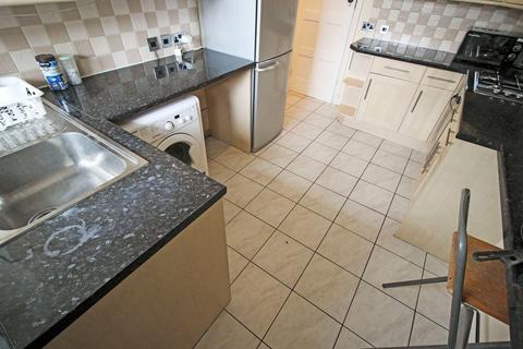 3 bedroom apartment to rent, Kenton Road, Harrow, HA3