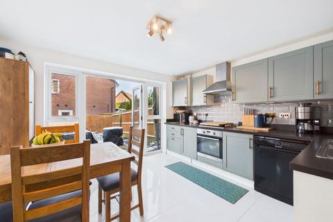 4 bedroom end of terrace house for sale, Duddell Street, Telford TF4
