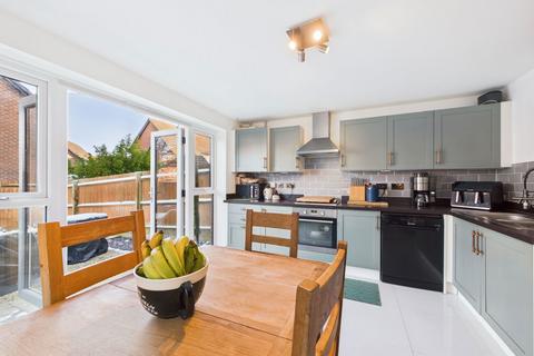 4 bedroom end of terrace house for sale, Duddell Street, Telford TF4