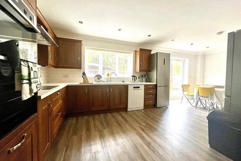 undefined, Longmoor Road, Liphook, Hampshire, GU30