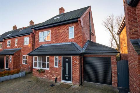 4 bedroom detached house for sale, School Close, Croston, Leyland