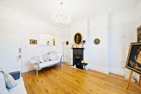 2 bedroom apartment for sale, Royal Crescent, Weston-super-Mare - Fully Refurbished & Character Filled Apartment