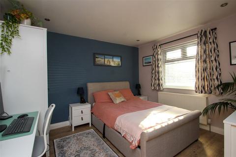 1 bedroom apartment for sale, Station Road, Netley Abbey, Southampton, Hampshire, SO31