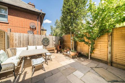 2 bedroom house for sale, Church Lane, London SW17