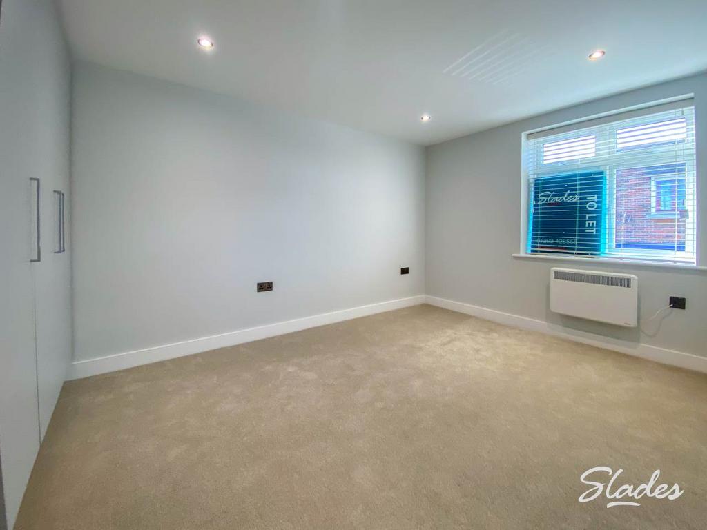 Flat 5 Bedroom