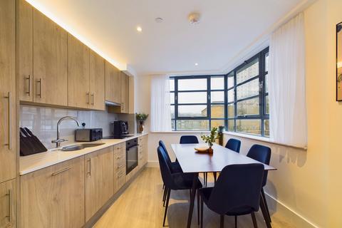 2 bedroom serviced apartment to rent, Frampton Street, London NW8