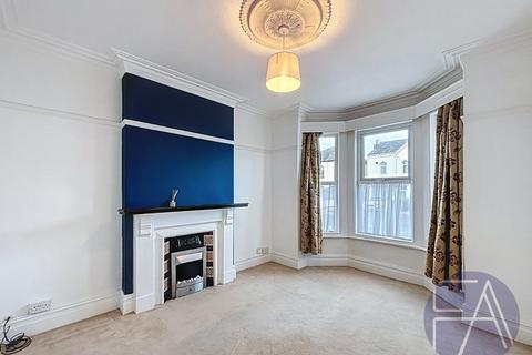 3 bedroom semi-detached house for sale, Kew Road, Southport PR8