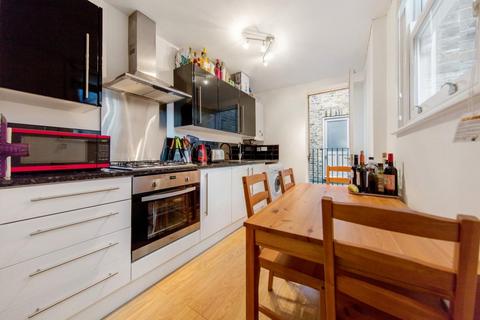 3 bedroom flat to rent, Coldharbour Lane, SW9