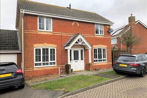 3 bedroom detached house to rent, Micheldever Gardens,WHITCHURCH