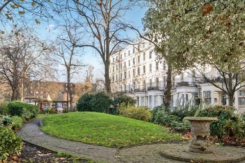 2 bedroom flat for sale, St Stephens Gardens, Bayswater, London, W2