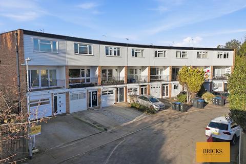undefined, The Drummonds, Buckhurst Hill IG9