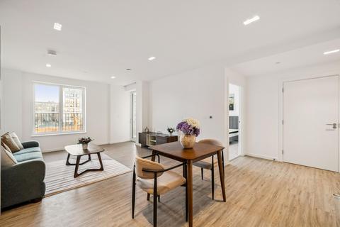 1 bedroom flat to rent, Wheatstone Gardens, London, W10
