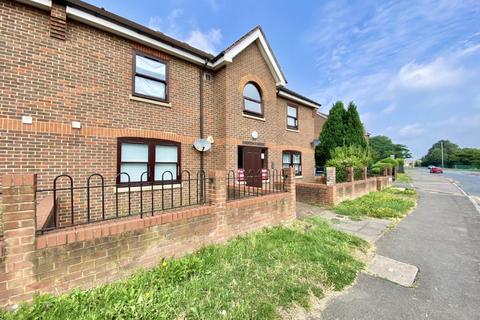 1 bedroom flat to rent, Kingfisher House, Yeading Lane, Hayes