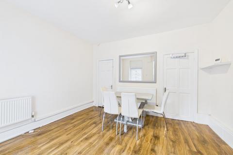 3 bedroom terraced house for sale, Taplin Road, Sheffield S6