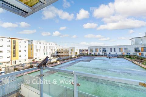 2 bedroom apartment for sale, Fratton Way, Southsea, Hampshire