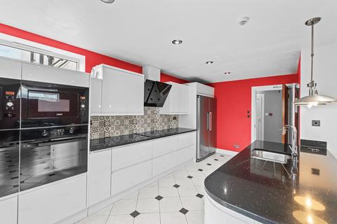 9 bedroom detached house for sale, Glasgow Road, Stirling, FK7