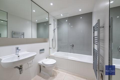 1 bedroom apartment to rent, Walworth Road, London SE1