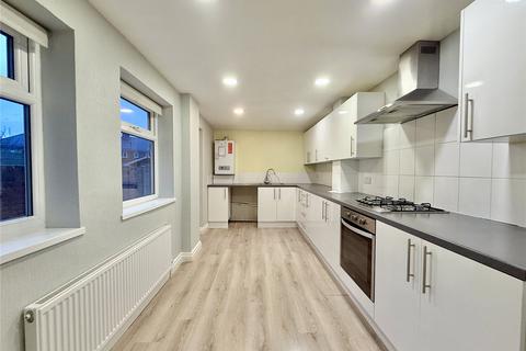 3 bedroom semi-detached house to rent, Rufford Road, Southport PR9