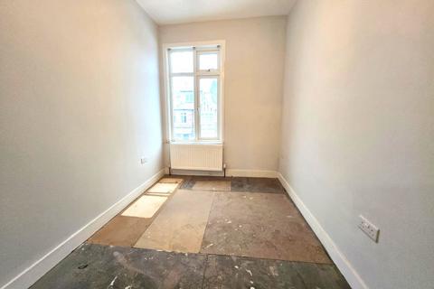 3 bedroom maisonette to rent, , Harrow, Greater London, HA1