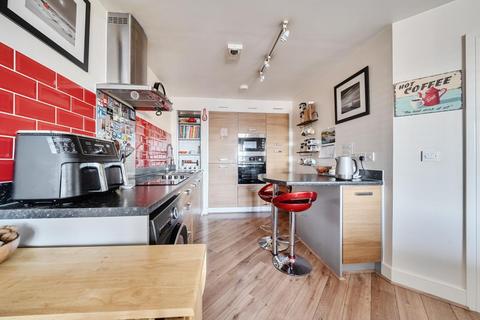 2 bedroom flat for sale, Maidenhead, Berkshire, SL6
