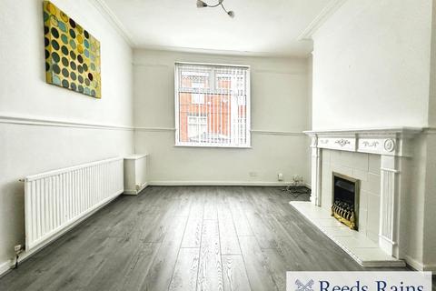 2 bedroom terraced house to rent, Mere Avenue, Greater Manchester M6