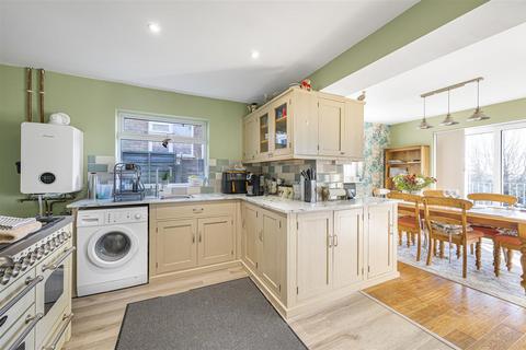 2 bedroom detached bungalow for sale, Fairholme Road, Newhaven