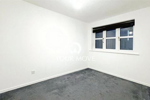 2 bedroom flat to rent, Osbourne Road, Kent DA2