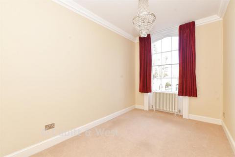 2 bedroom apartment for sale, London Road, Arundel, West Sussex