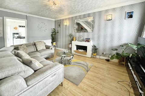 3 bedroom semi-detached house to rent, Penrice Drive, Oldbury B69