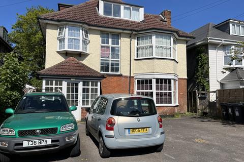 1 bedroom flat to rent, Hayes Avenue, Bournemouth,