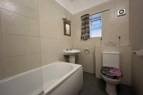 1 bedroom flat to rent, Hayes Avenue, Bournemouth,