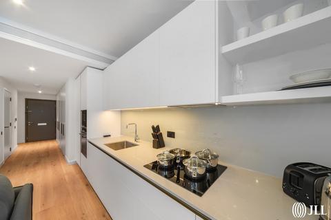 Studio to rent, Battersea Power Station London SW11