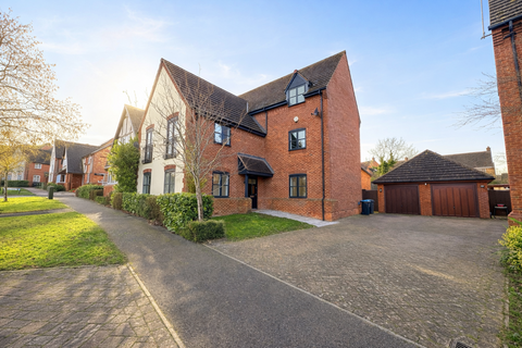 5 bedroom detached house for sale, Wickstead Avenue, Grange Farm, Milton Keynes, MK8