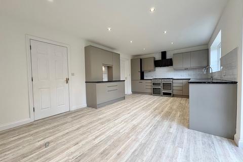 5 bedroom detached house for sale, Wickstead Avenue, Grange Farm, Milton Keynes, MK8