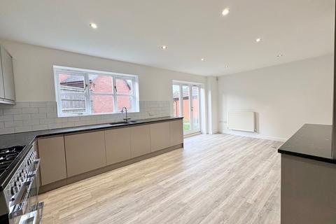 5 bedroom detached house for sale, Wickstead Avenue, Grange Farm, Milton Keynes, MK8