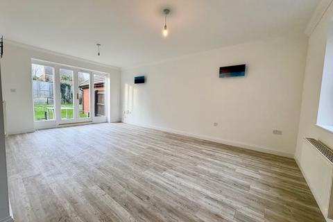 5 bedroom detached house for sale, Wickstead Avenue, Grange Farm, Milton Keynes, MK8