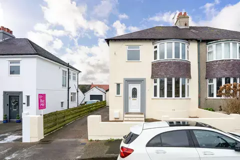 3 bedroom semi-detached house for sale, 45, Sunningdale Drive, Onchan