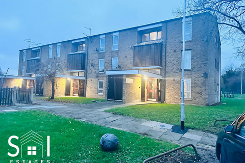 1 bedroom flat to rent, Bourne Avenue, Hayes, UB3 1RR